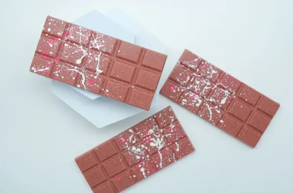 Ruby Rosé Mushroom Chocolate Bar